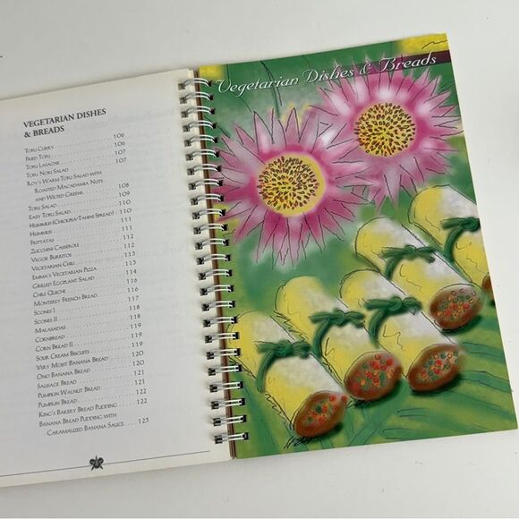 4 Vintage Hawaiian Cookbooks SC - Picture 11 of 15